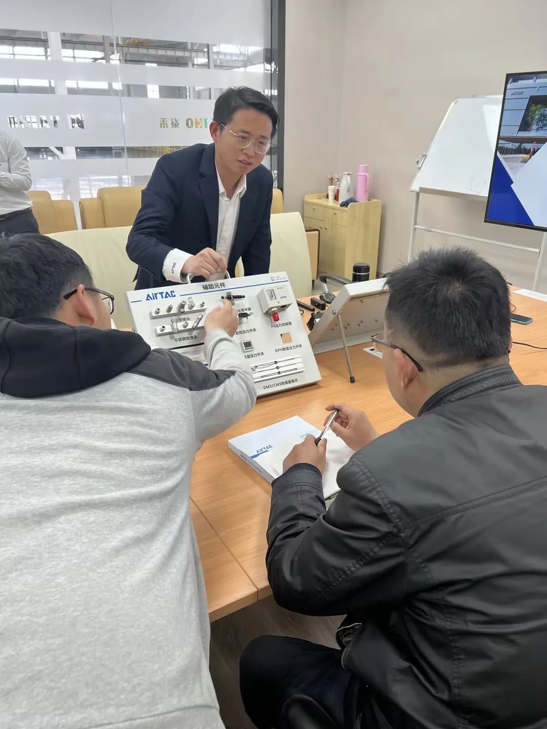 人妻内射一区二区在线视频