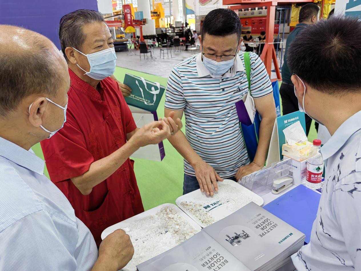 人妻内射一区二区在线视频