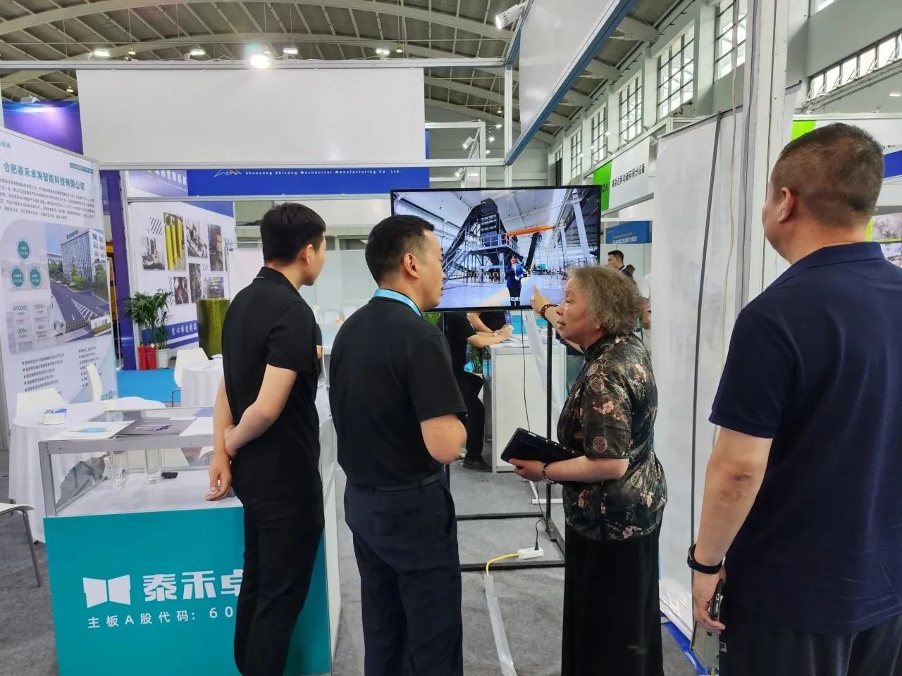 人妻内射一区二区在线视频