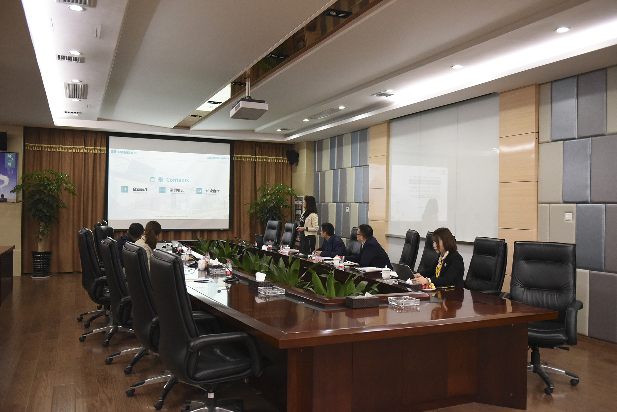 人妻内射一区二区在线视频