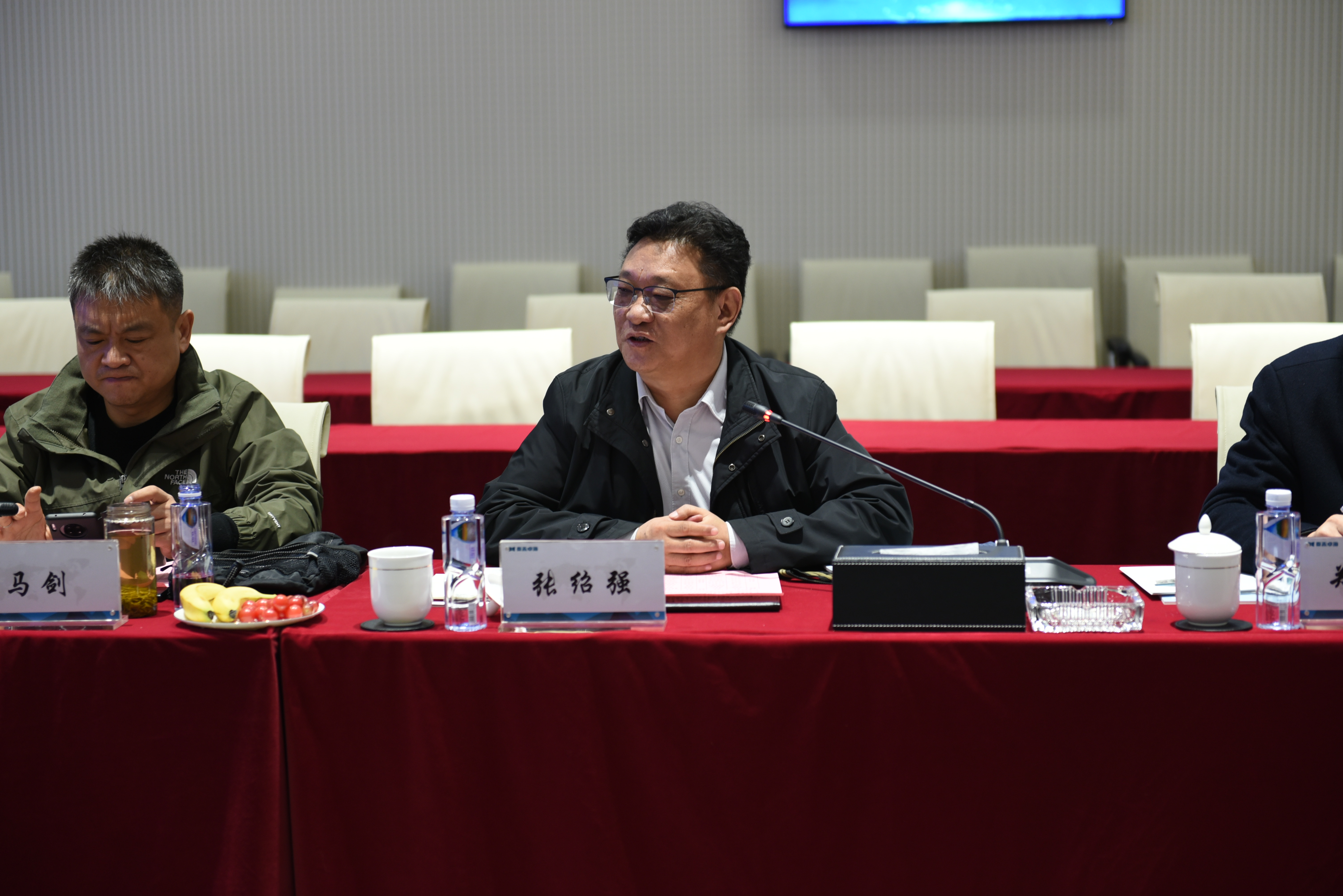 人妻内射一区二区在线视频