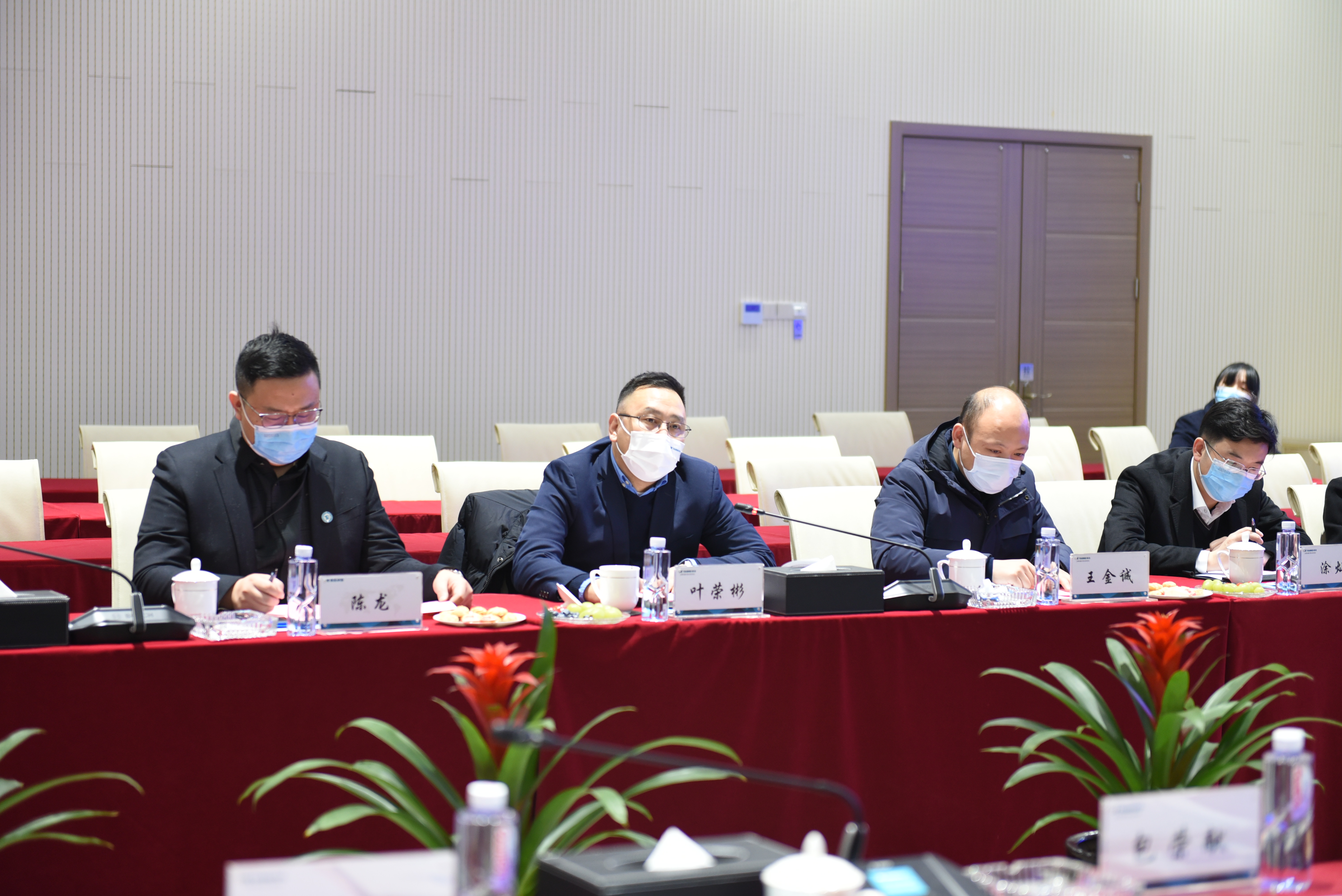 人妻内射一区二区在线视频